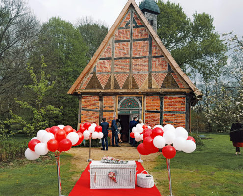 Gutskapelle Barnstedt Ihrehochzeitstauben