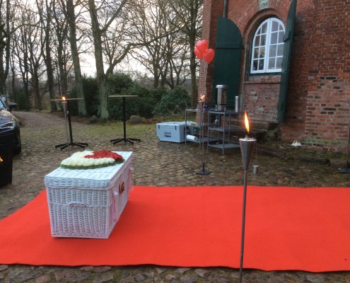 Winterspecial mit Glühwein und Ballons in Uetersen