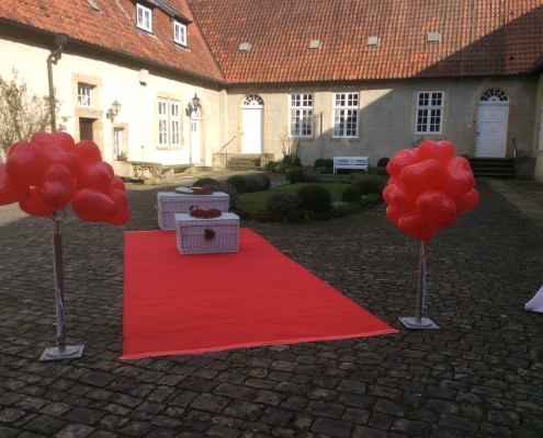 Ballons und Sekt in Tecklenburg